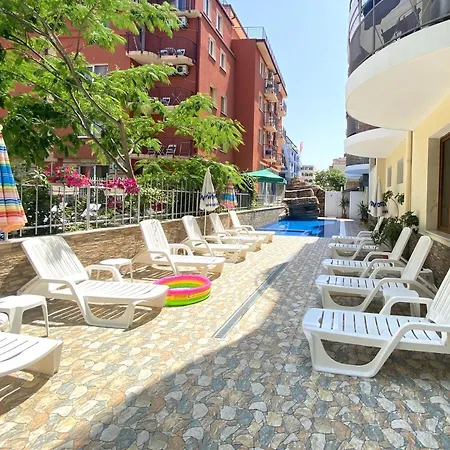 Opal Приморско